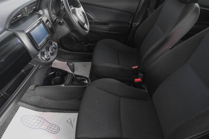 Toyota Vitz III (XP130) Рестайлинг 2 с пробегом 2018 года, цена 999 000 рублей, 149000 км, хэтчбек, Автокод Объявления