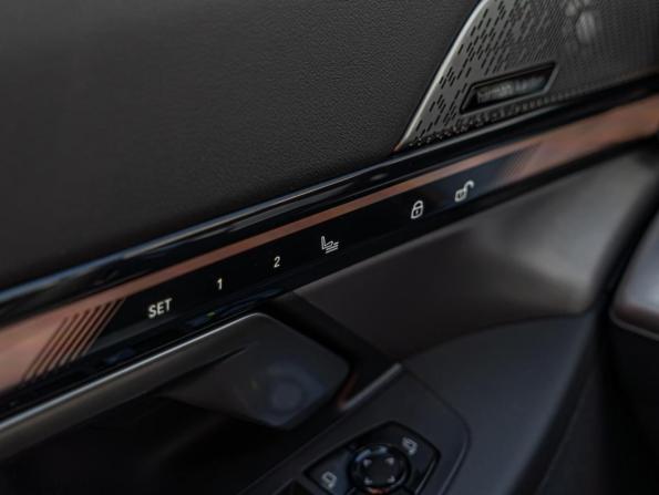 BMW 5 серии VIII (G60/G61/G68) с пробегом 2024 года, цена 7 150 000 рублей, 11169 км, седан, Автокод Объявления