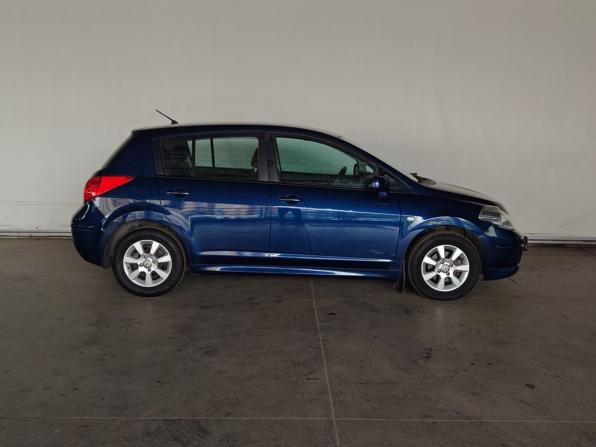 Nissan Tiida I с пробегом 2010 года, цена 850 000 рублей, 65080 км, хэтчбек, Автокод Объявления