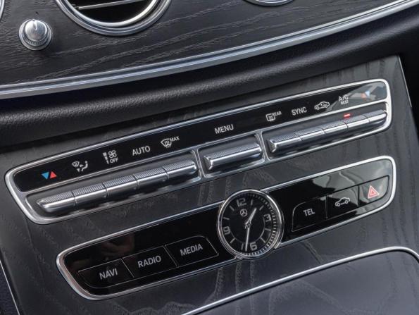 Mercedes-Benz E-Класс V (W213 S213 C238) с пробегом 2019 года, цена 3 049 000 рублей, 173762 км, седан, Автокод Объявления