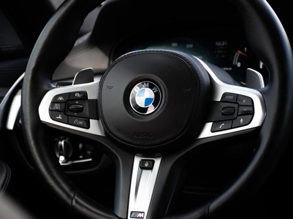BMW 5 серии VII (G30/G31/G38) с пробегом 2018 года, цена 3 959 000 рублей, 137169 км, универсал, Автокод Объявления