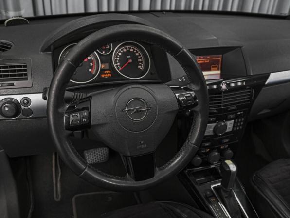 Opel Astra H Рестайлинг с пробегом 2010 года, цена 650 000 рублей, 184699 км, хэтчбек, Автокод Объявления