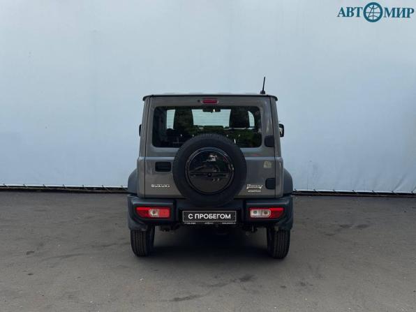 Suzuki Jimny IV с пробегом 2020 года, цена 2 619 000 рублей, 63811 км, внедорожник, Автокод Объявления