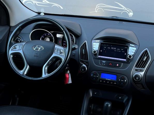 Hyundai ix35 I Рестайлинг с пробегом 2015 года, цена 1 260 400 рублей, 145791 км, внедорожник, Автокод Объявления