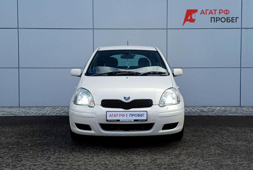 Toyota Vitz I (P10) Абакан  - изображение 2