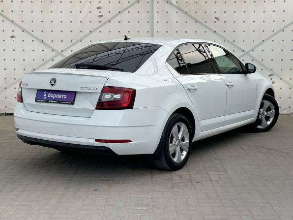 Skoda Octavia III (A7) Рестайлинг с пробегом 2020 года, цена 2 400 000 рублей, 125776 км, лифтбек, Автокод Объявления