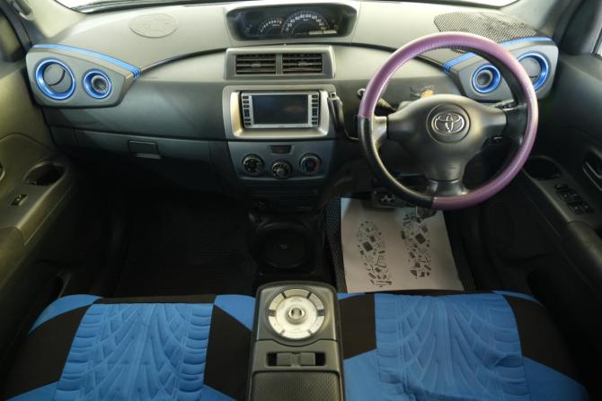 Toyota bB II с пробегом 2006 года, цена 739 000 рублей, 186000 км, компактвэн, Автокод Объявления