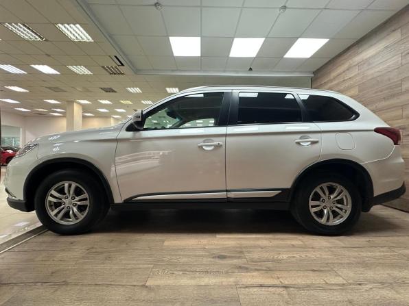 Mitsubishi Outlander III Рестайлинг 2 с пробегом 2015 года, цена 1 550 000 рублей, 202480 км, внедорожник, Автокод Объявления