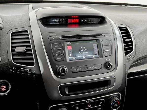 Kia Sorento II Рестайлинг с пробегом 2017 года, цена 2 110 000 рублей, 153375 км, внедорожник, Автокод Объявления