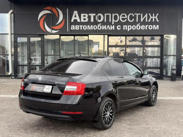 Skoda Octavia III (A7) Рестайлинг с пробегом 2018 года, цена 1 630 000 рублей, 137146 км, лифтбек, Автокод Объявления