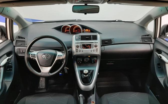 Toyota Verso I с пробегом 2010 года, цена 1 190 000 рублей, 142802 км, компактвэн, Автокод Объявления