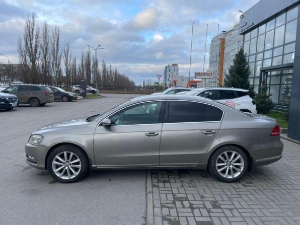 Volkswagen Passat B7 с пробегом 2013 года, цена 1 050 000 рублей, 161500 км, седан, Автокод Объявления