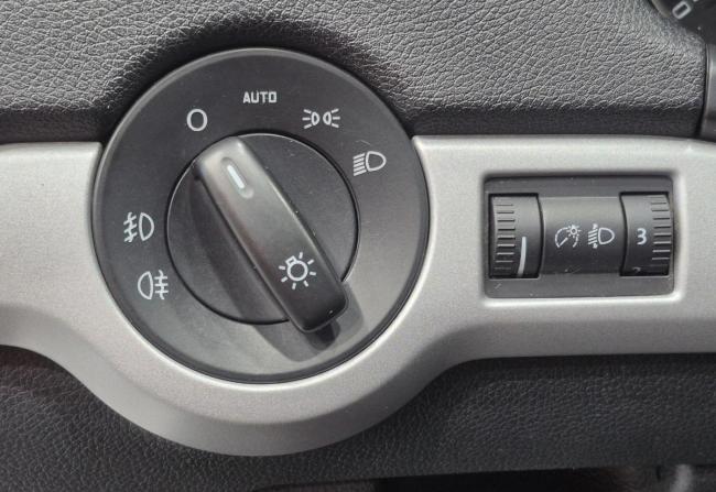Skoda Octavia II (A5) Рестайлинг с пробегом 2012 года, цена 850 000 рублей, 177968 км, лифтбек, Автокод Объявления