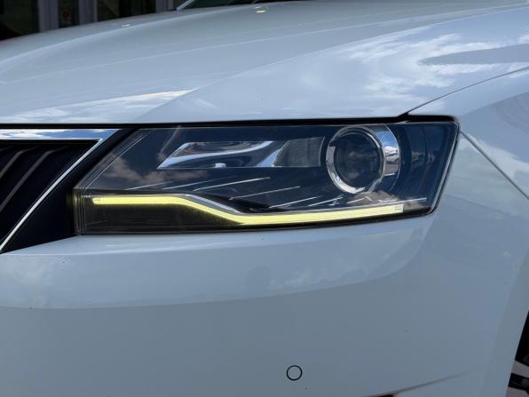 Skoda Rapid I Рестайлинг с пробегом 2019 года, цена 1 259 000 рублей, 101000 км, лифтбек, Автокод Объявления