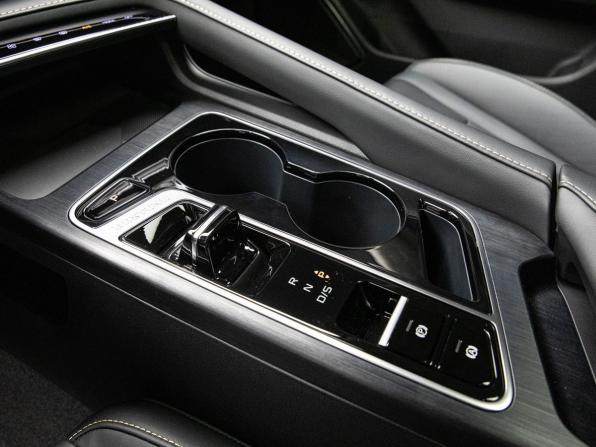 Новый FAW Bestune B70 I Рестайлинг 2024 года, цена 2 497 000 рублей, лифтбек, Автокод Объявления