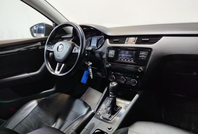 Skoda Octavia III (A7) с пробегом 2015 года, цена 1 317 000 рублей, 209487 км, лифтбек, Автокод Объявления