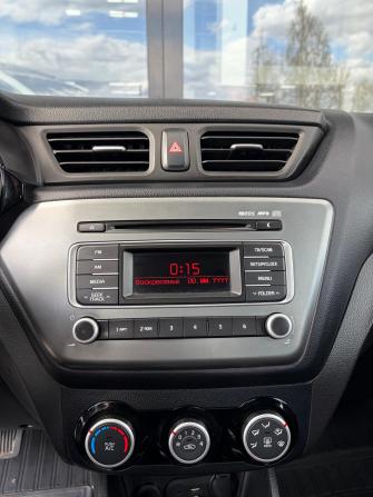 Kia Rio III Рестайлинг с пробегом 2017 года, цена 1 100 000 рублей, 142710 км, хэтчбек, Автокод Объявления