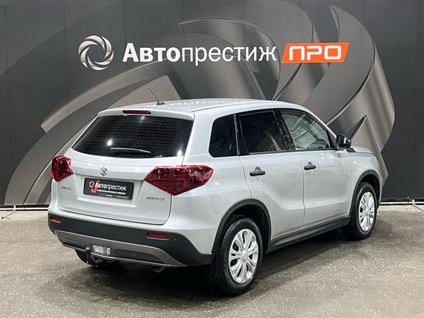 Suzuki Vitara II Рестайлинг с пробегом 2019 года, цена 1 499 000 рублей, 72159 км, внедорожник, Автокод Объявления