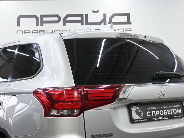 Mitsubishi Outlander III Рестайлинг 2 с пробегом 2017 года, цена 1 799 900 рублей, 136190 км, внедорожник, Автокод Объявления