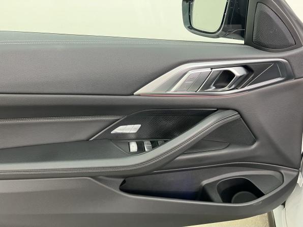BMW 4 серии G22 G23 G26 с пробегом 2021 года, цена 4 990 000 рублей, 30600 км, кабриолет, Автокод Объявления