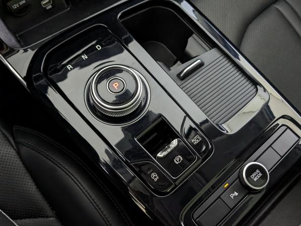 Kia K5 III с пробегом 2020 года, цена 2 800 000 рублей, 54985 км, седан, Автокод Объявления