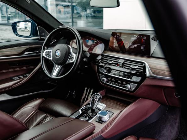 BMW 5 серии VII (G30/G31/G38) Рестайлинг с пробегом 2020 года, цена 4 500 000 рублей, 59007 км, седан, Автокод Объявления