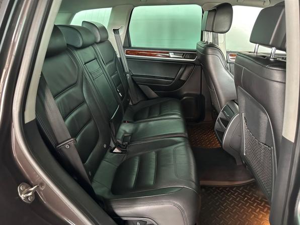 Volkswagen Touareg II с пробегом 2012 года, цена 1 850 000 рублей, 182598 км, внедорожник, Автокод Объявления