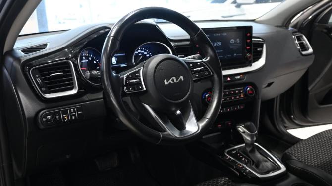 Kia Ceed III Рестайлинг с пробегом 2022 года, цена 1 970 000 рублей, 82215 км, универсал, Автокод Объявления