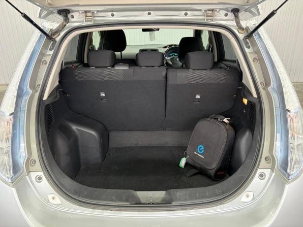 Nissan Leaf I (ZE0/AZE0) с пробегом 2015 года, цена 947 000 рублей, 67187 км, хэтчбек, Автокод Объявления