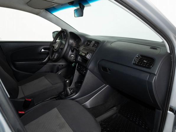 Volkswagen Polo V с пробегом 2014 года, цена 699 000 рублей, 164302 км, седан, Автокод Объявления