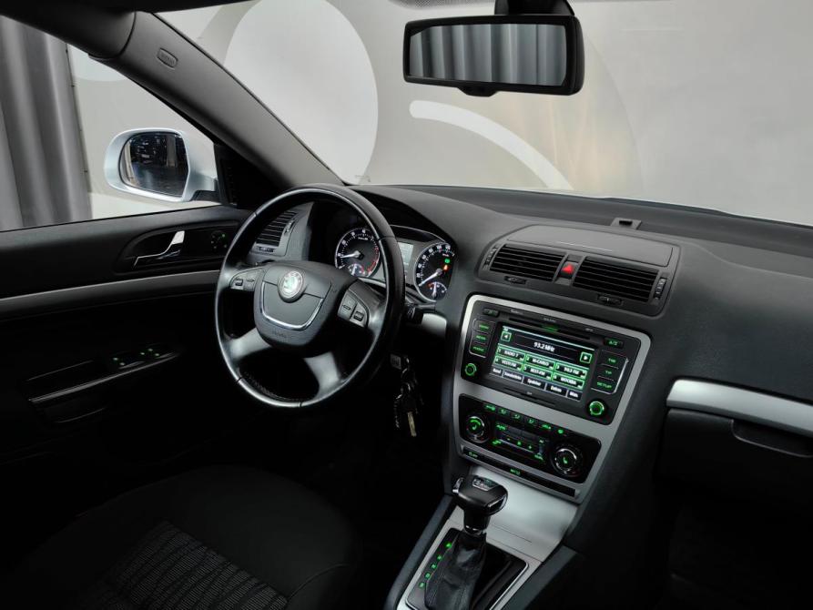 Skoda Octavia II (A5) Рестайлинг Москва  - изображение 7