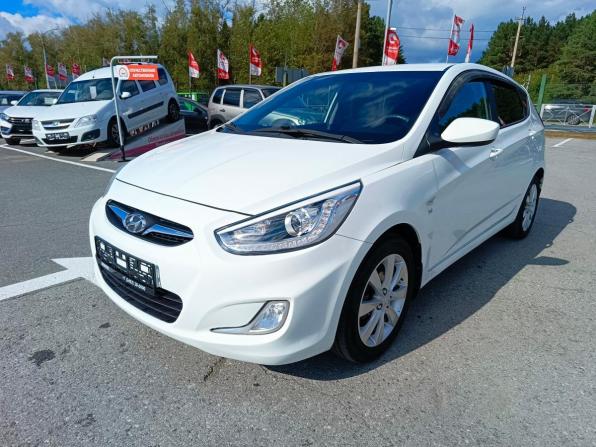 Hyundai Solaris I Рестайлинг с пробегом 2014 года, цена 799 995 рублей, 121333 км, хэтчбек, Автокод Объявления