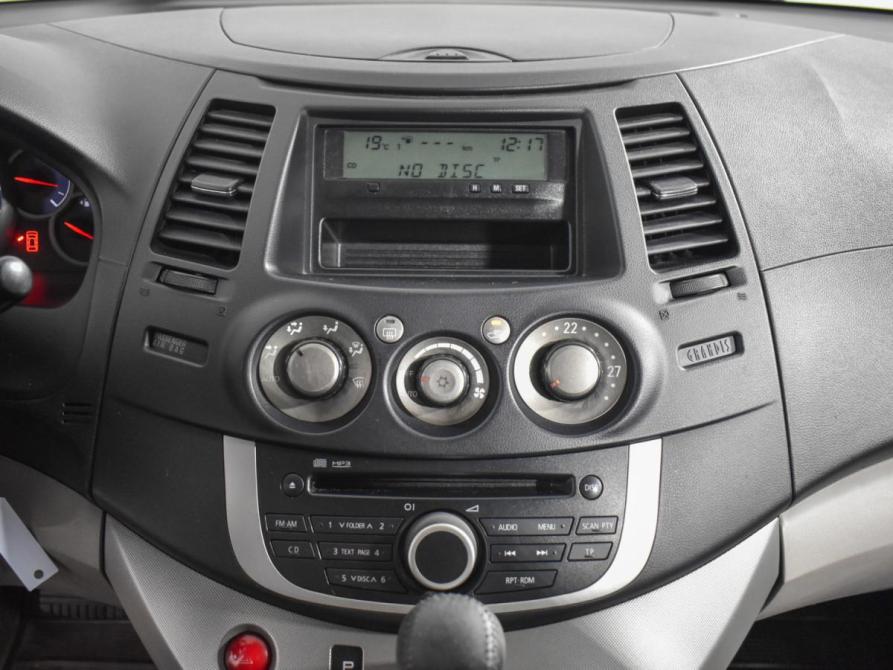 Mitsubishi Grandis I Санкт-Петербург  - изображение 17