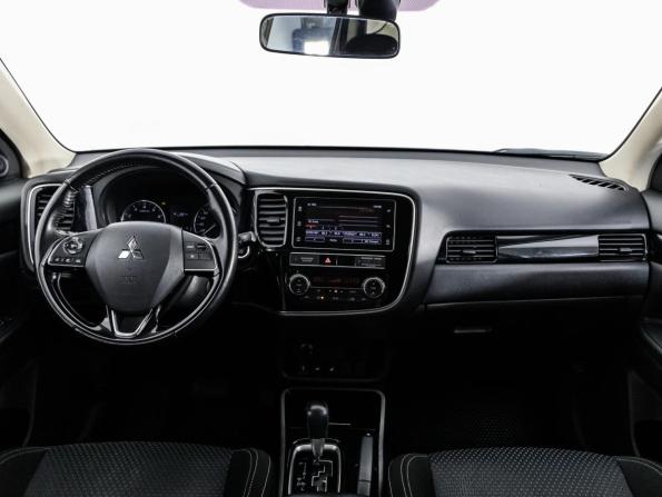 Mitsubishi Outlander III Рестайлинг 3 с пробегом 2019 года, цена 1 999 000 рублей, 126385 км, внедорожник, Автокод Объявления
