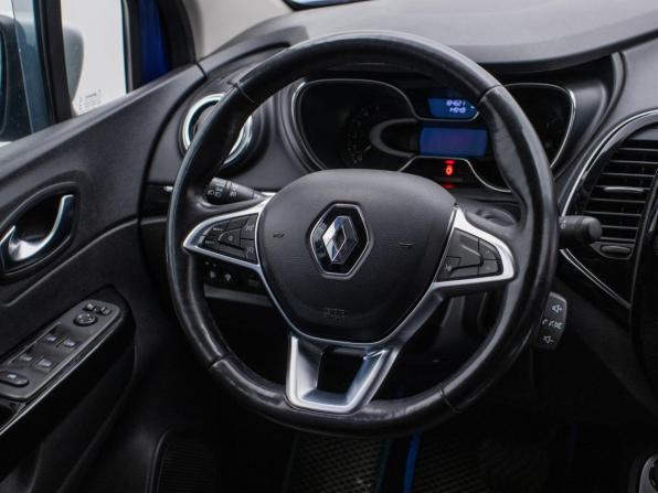 Renault Kaptur I Рестайлинг с пробегом 2020 года, цена 1 345 000 рублей, 184619 км, внедорожник, Автокод Объявления