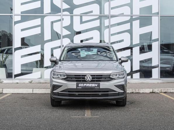 Volkswagen Tiguan II Рестайлинг с пробегом 2021 года, цена 3 199 000 рублей, 106902 км, внедорожник, Автокод Объявления
