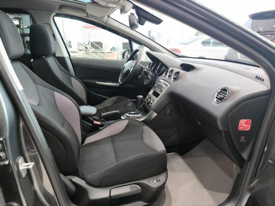 Peugeot 308 I Казань  - изображение 13