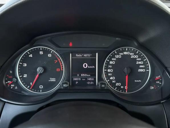 Audi Q5 I (8R) с пробегом 2010 года, цена 1 249 000 рублей, 248311 км, внедорожник, Автокод Объявления