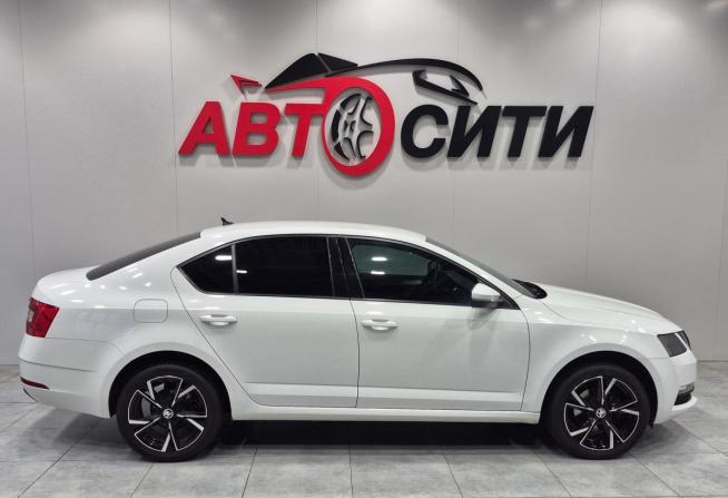 Skoda Octavia III (A7) Рестайлинг с пробегом 2020 года, цена 1 850 000 рублей, 102836 км, лифтбек, Автокод Объявления