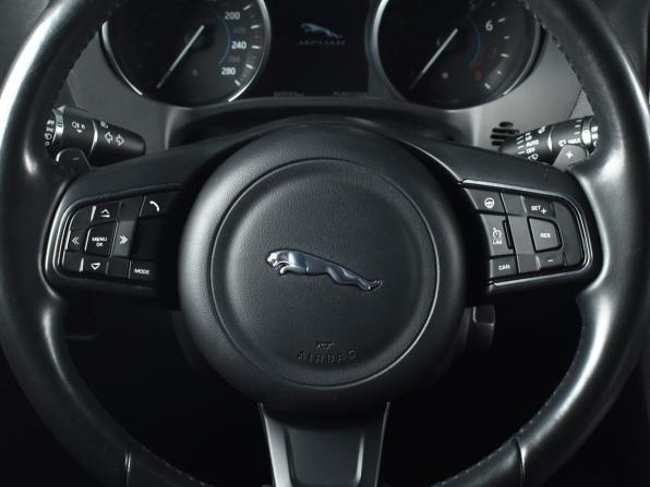 Jaguar F-Pace I с пробегом 2017 года, цена 2 499 999 рублей, 69592 км, внедорожник, Автокод Объявления