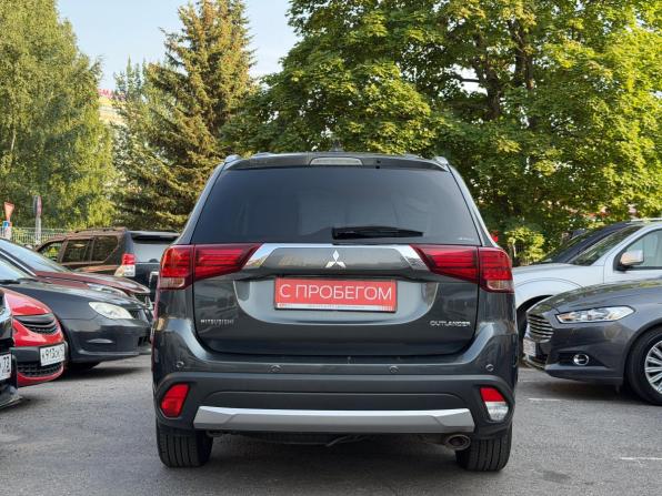 Mitsubishi Outlander III Рестайлинг 2 с пробегом 2018 года, цена 2 199 000 рублей, 107000 км, внедорожник, Автокод Объявления