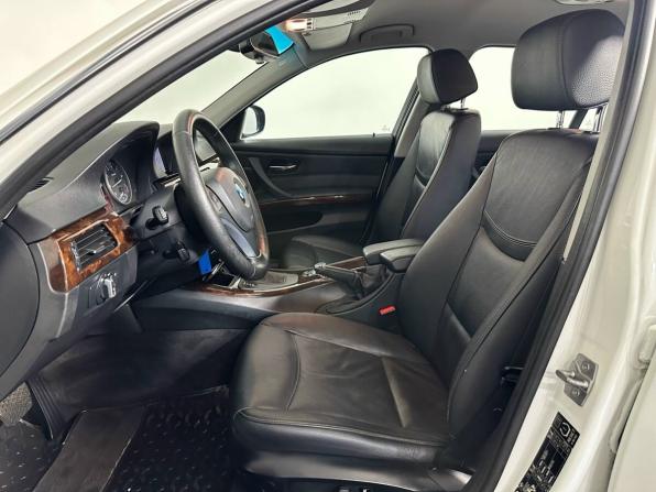 BMW 3 серии V (E90/E91/E92/E93) Рестайлинг с пробегом 2011 года, цена 1 150 000 рублей, 227197 км, седан, Автокод Объявления