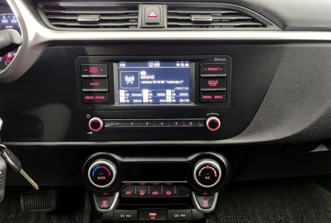 Kia Rio IV Рестайлинг с пробегом 2021 года, цена 1 750 000 рублей, 61498 км, хэтчбек, Автокод Объявления