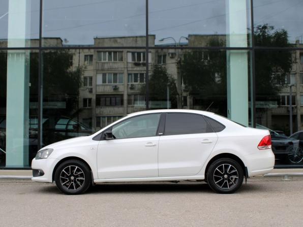 Volkswagen Polo V с пробегом 2014 года, цена 827 000 рублей, 167414 км, седан, Автокод Объявления