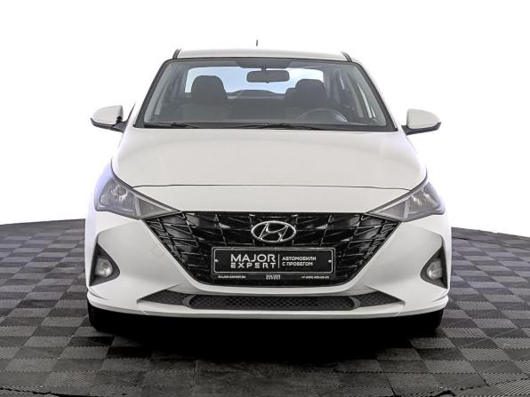Hyundai Solaris II Рестайлинг с пробегом 2021 года, цена 1 380 000 рублей, 168824 км, седан, Автокод Объявления