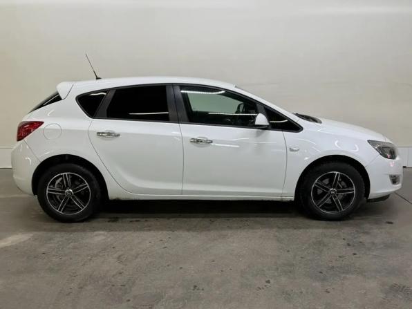 Opel Astra J с пробегом 2012 года, цена 599 000 рублей, 157000 км, хэтчбек, Автокод Объявления
