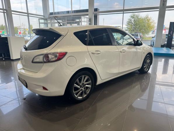 Mazda 3 II (BL) Рестайлинг с пробегом 2012 года, цена 999 000 рублей, 235000 км, хэтчбек, Автокод Объявления