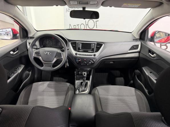 Hyundai Solaris II с пробегом 2018 года, цена 1 249 000 рублей, 89952 км, седан, Автокод Объявления