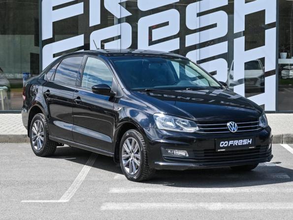 Volkswagen Polo V Рестайлинг с пробегом 2019 года, цена 1 359 800 рублей, 117277 км, седан, Автокод Объявления