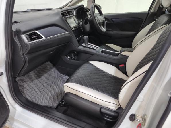 Honda Shuttle II с пробегом 2016 года, цена 1 270 000 рублей, 68708 км, универсал, Автокод Объявления